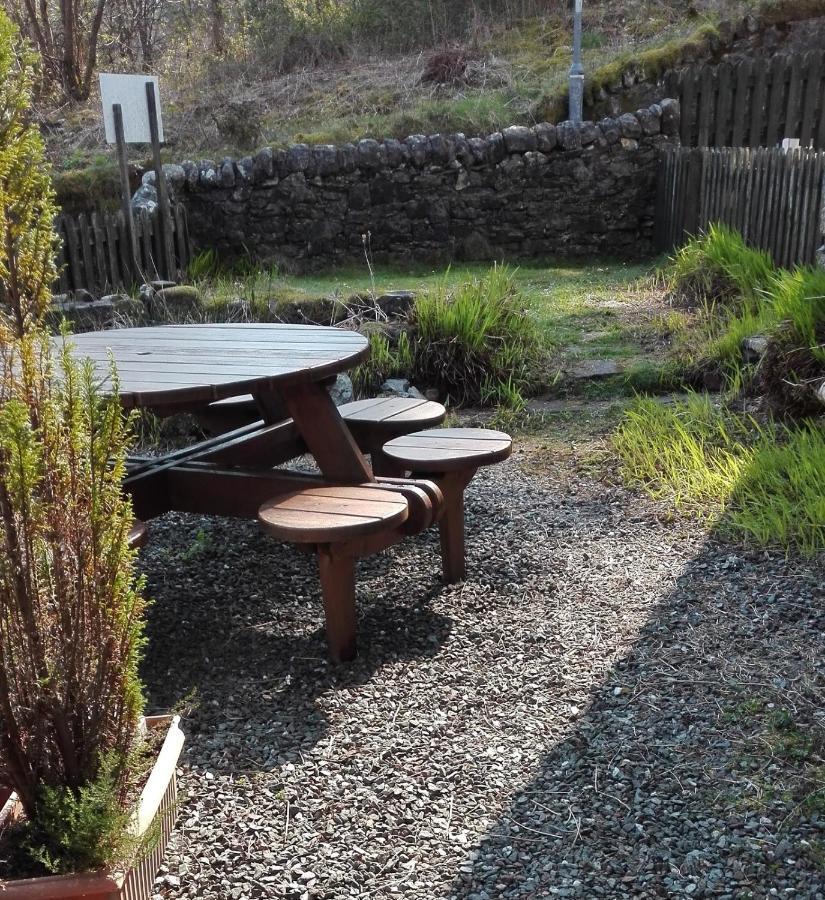4 Still Brae Tarbet Exterior photo